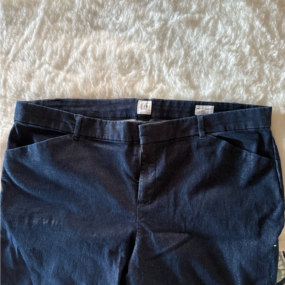 GAP Women's Signature Skinny Ankle Navy Jeans